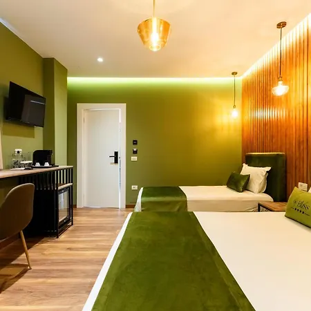 Bliss Boutique 4*