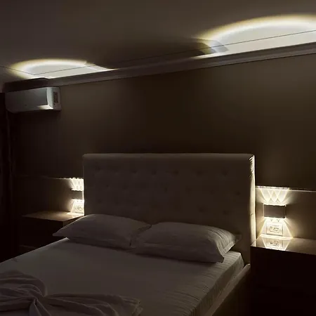 Bliss Boutique Dıraç
