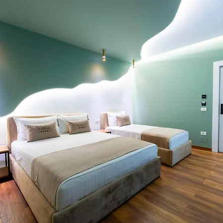 Bliss Boutique 4*