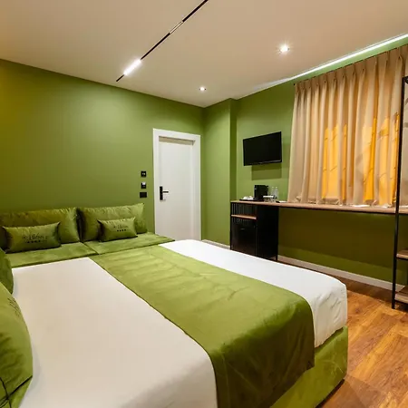 Bliss Boutique 4*
